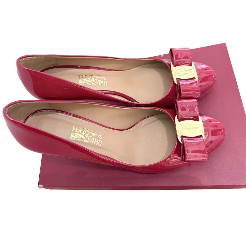 Salvatore Ferragamo Red Patent Leather Osimo Bow Platform Pumps‎ 9.5C